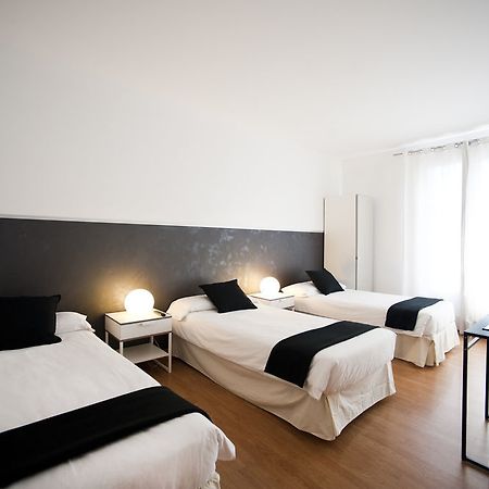 Super Balmes Guest House Barcelona Zewnętrze zdjęcie