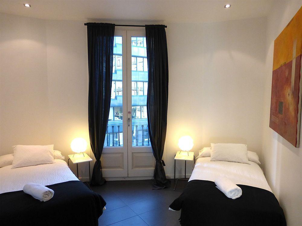 Super Balmes Guest House Barcelona Zewnętrze zdjęcie