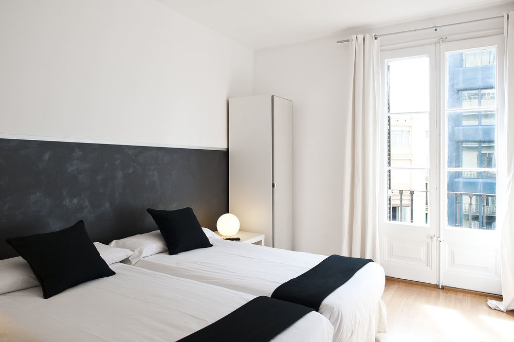 Super Balmes Guest House Barcelona Zewnętrze zdjęcie