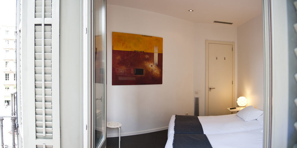Super Balmes Guest House Barcelona Zewnętrze zdjęcie
