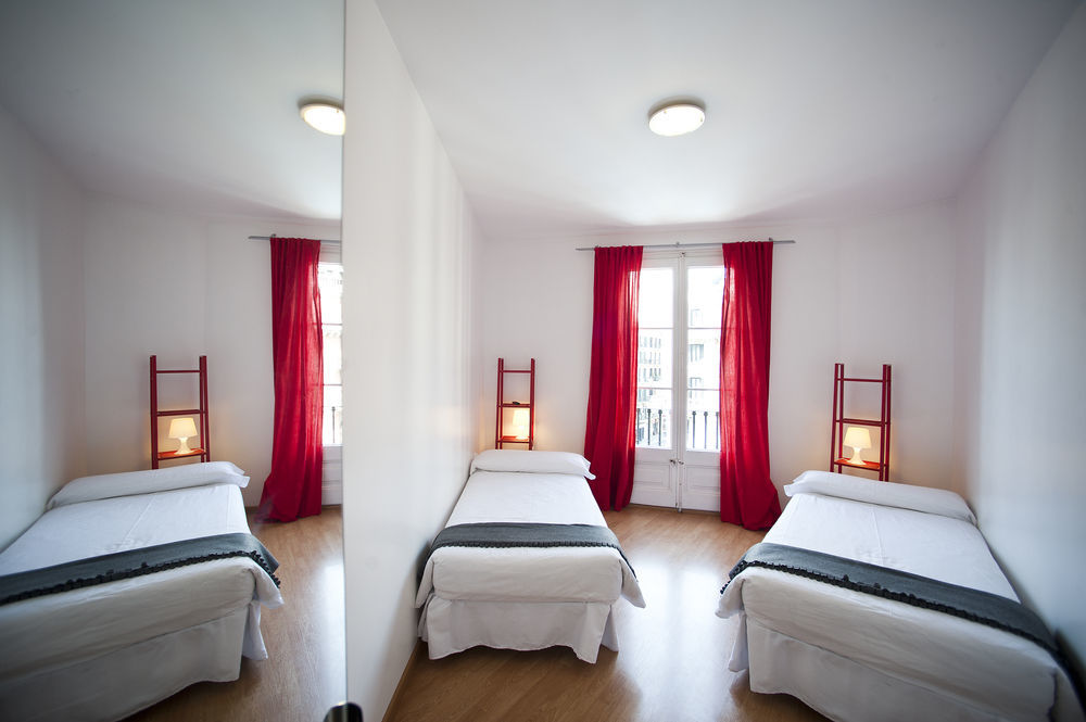 Super Balmes Guest House Barcelona Zewnętrze zdjęcie